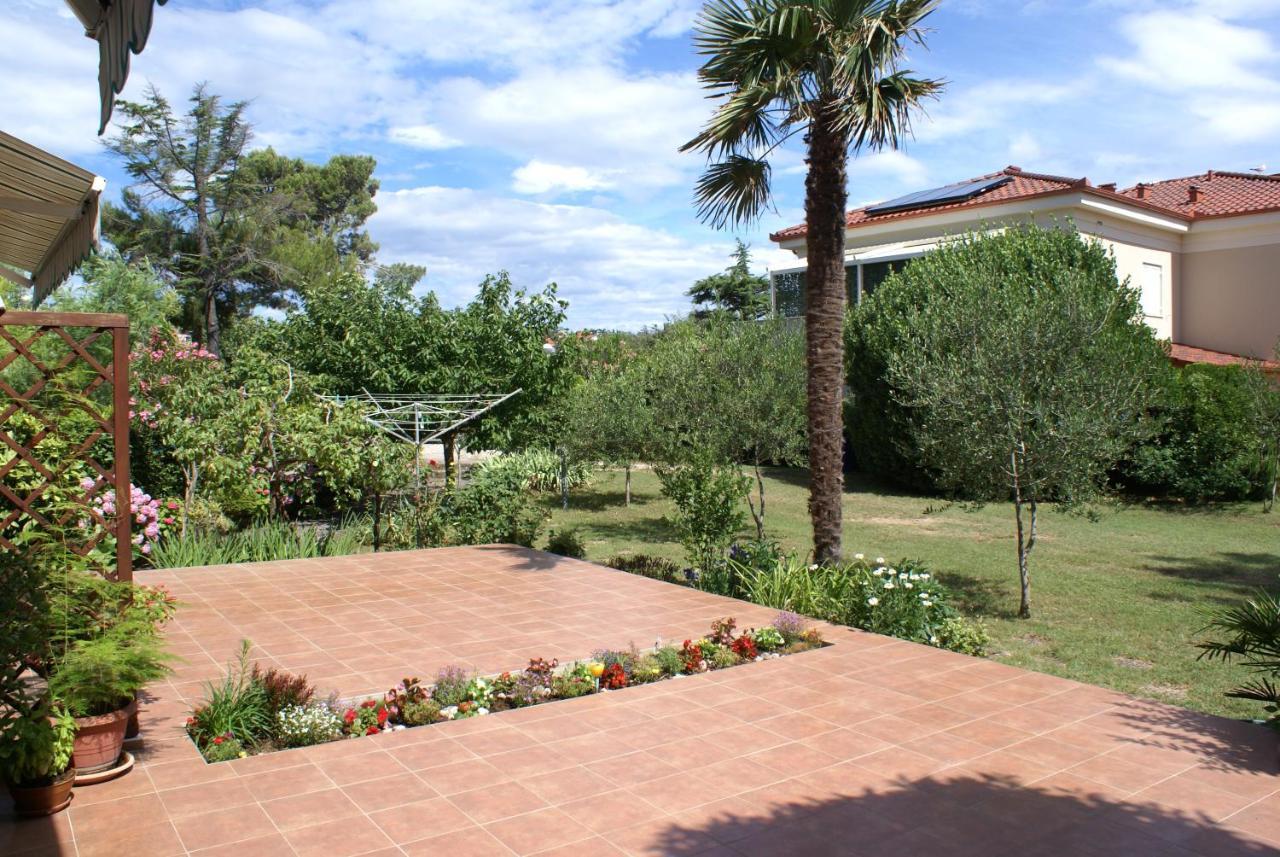 Apartments Dubravka Кърк Екстериор снимка
