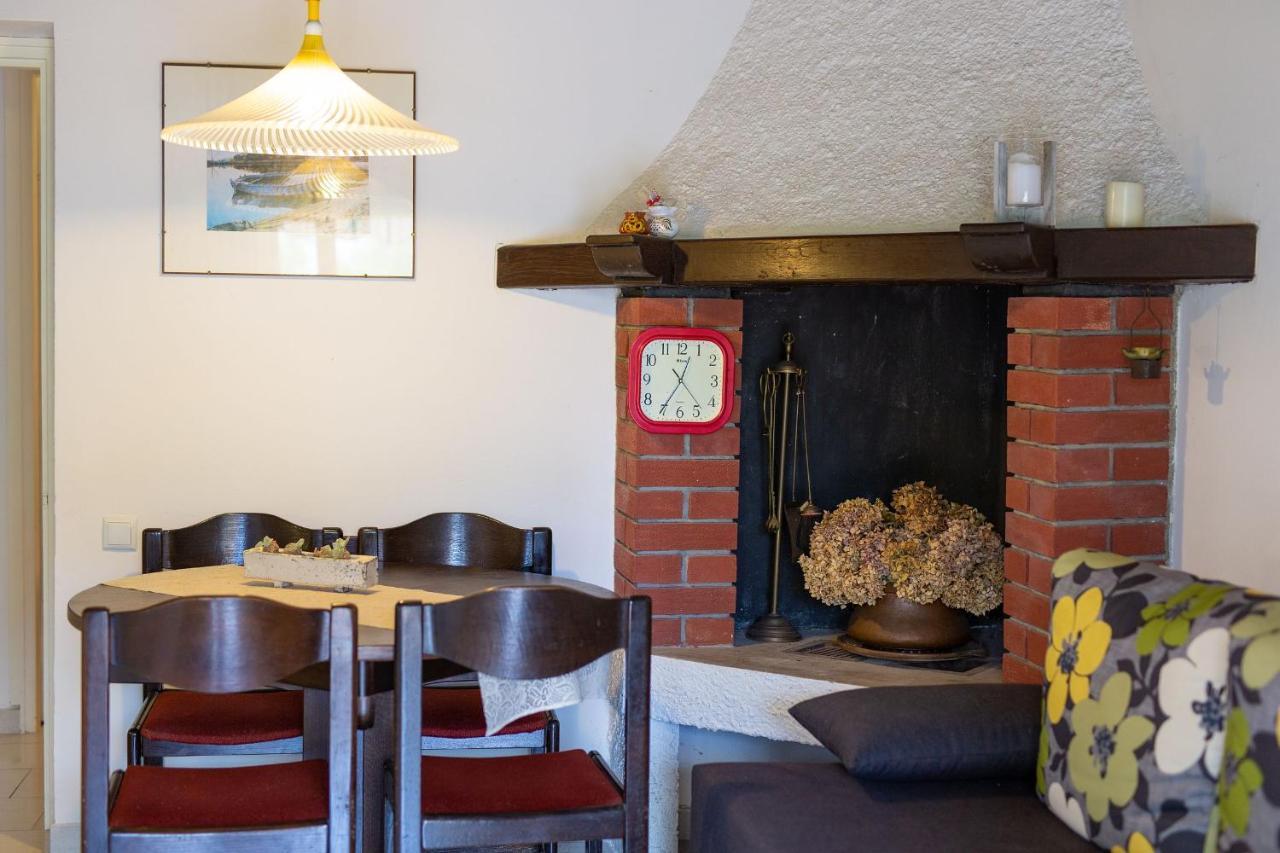 Apartments Dubravka Кърк Екстериор снимка